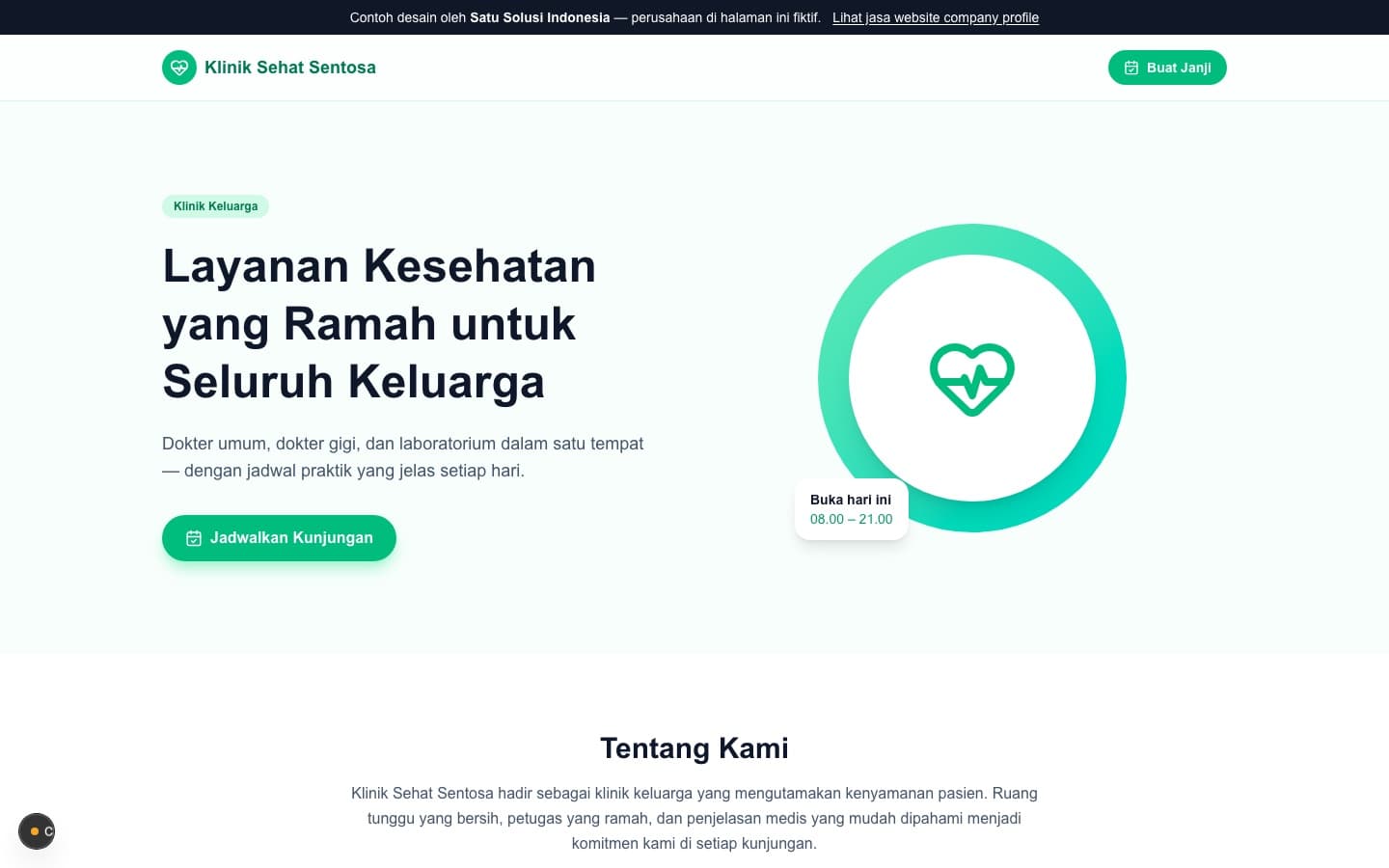 Contoh desain website company profile Klinik Sehat Sentosa (fiktif) dengan warna hijau yang ramah